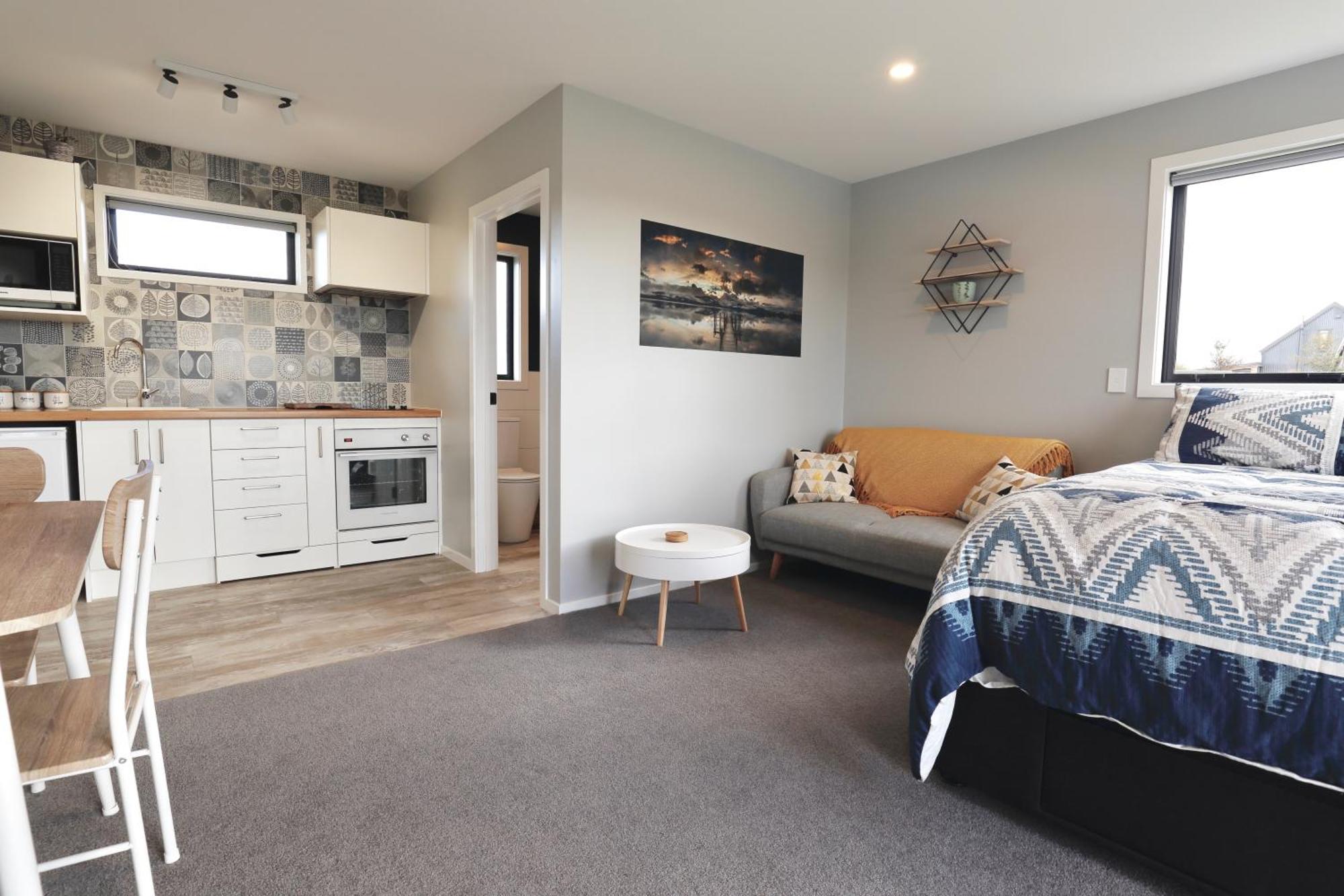 The Tui Studio - Te Anau Holiday Studio エクステリア 写真