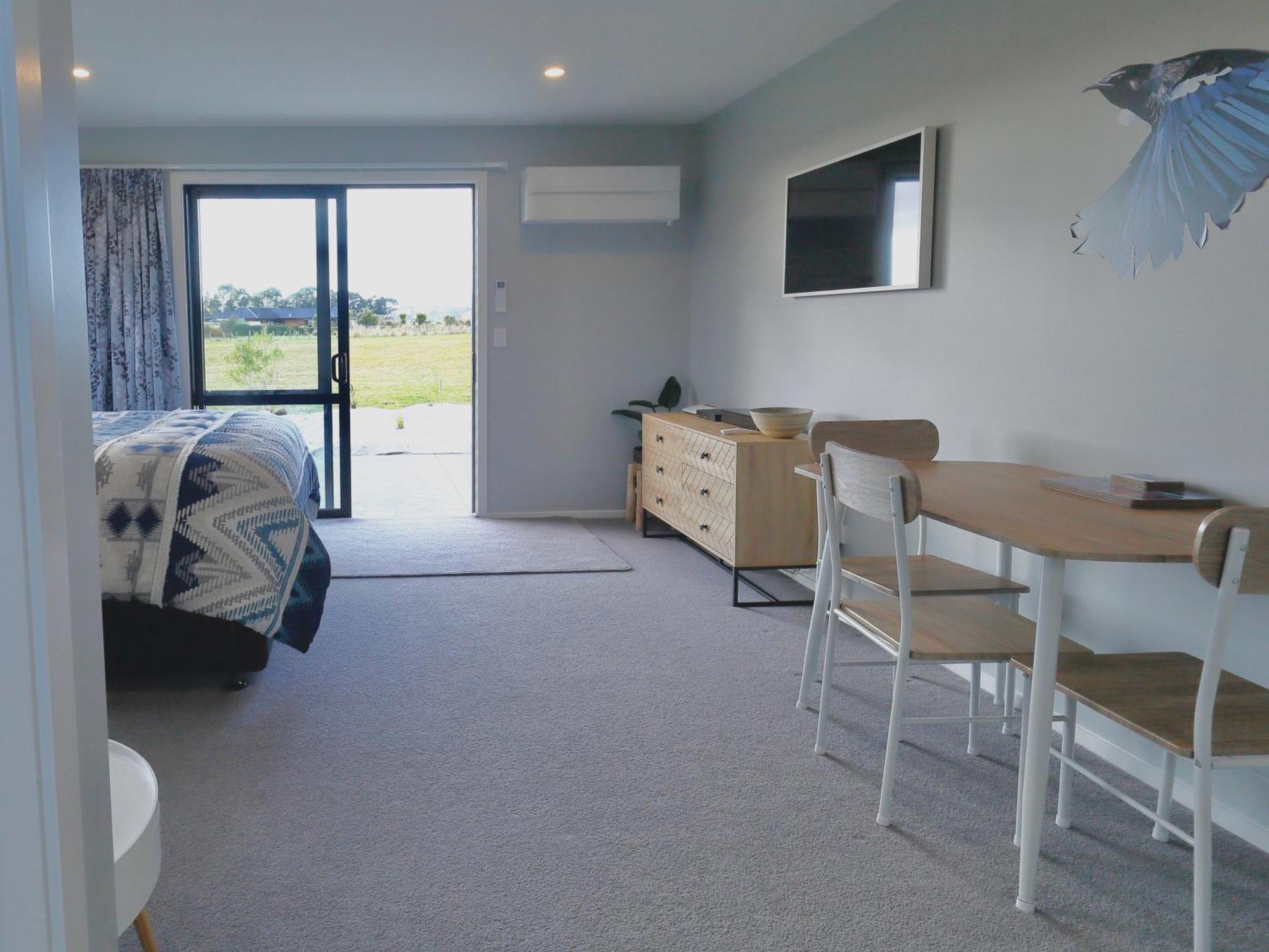 The Tui Studio - Te Anau Holiday Studio エクステリア 写真